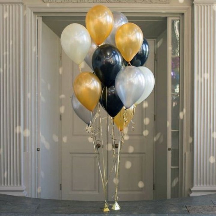 Фонтан шаров "Фаерворк" в Ижевске