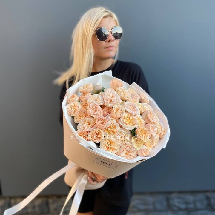 15 пионовидных роз №2 в Ижевске