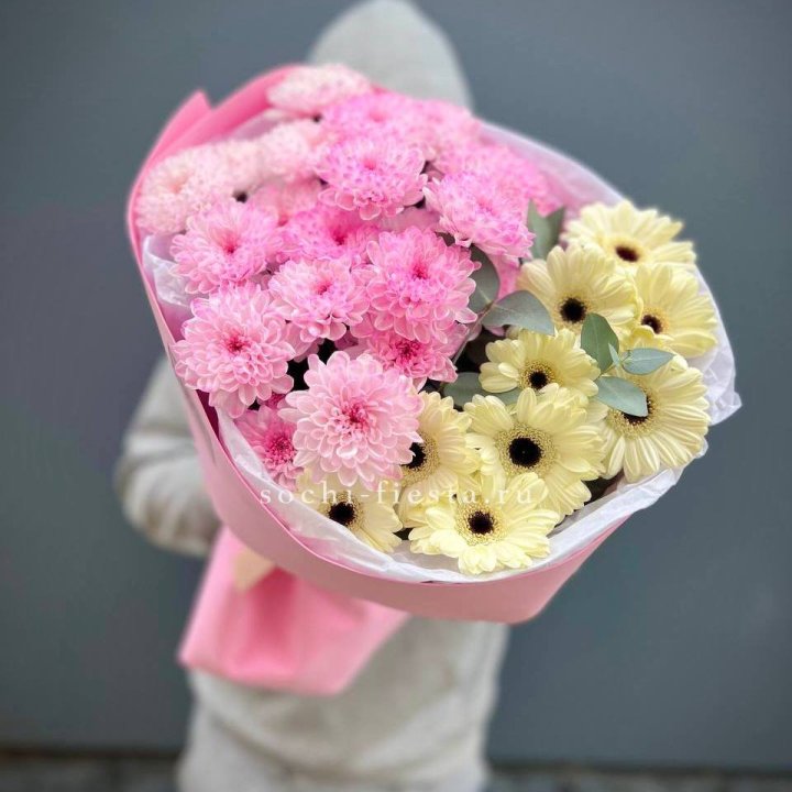 Дуо хризантем и гербер в Ижевске