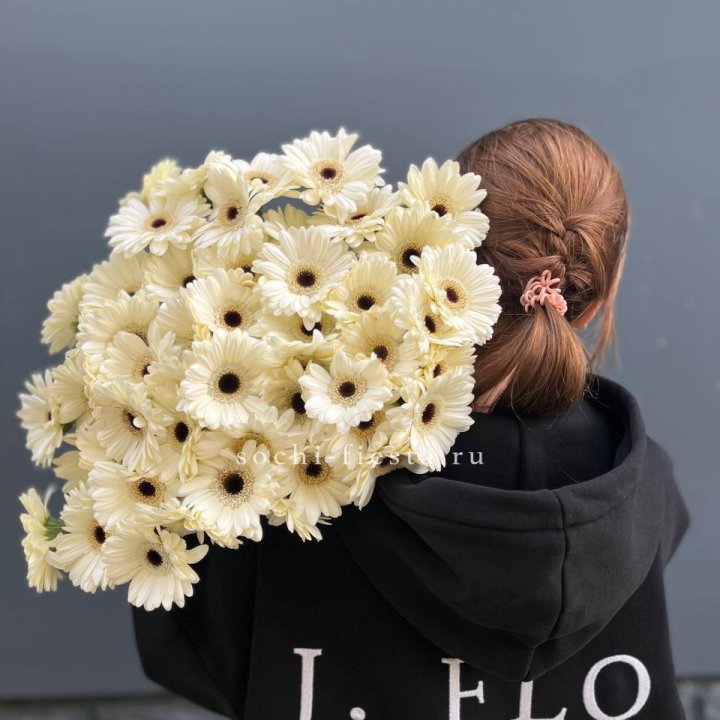 51 гербера в Ижевске