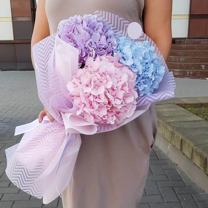 Букет гортензий "Пуф" в Ижевске