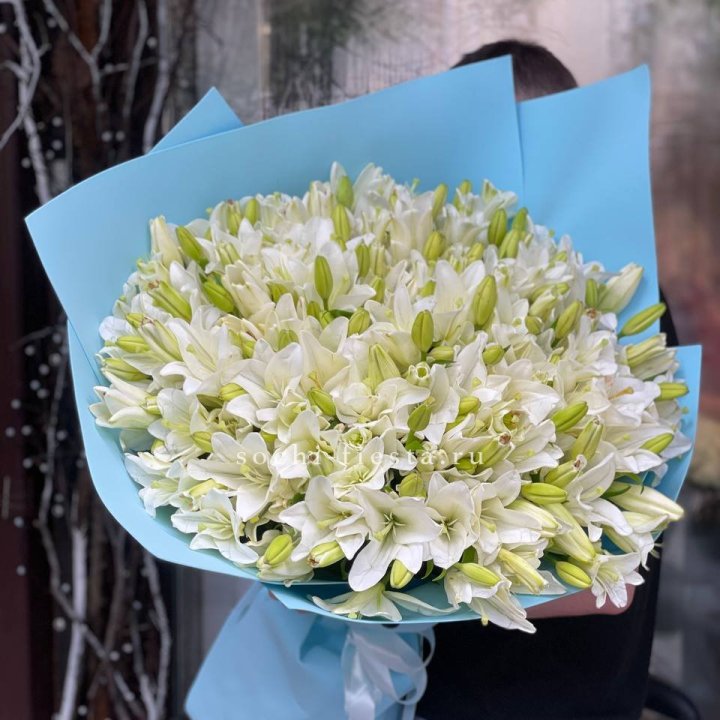 51 лилия в оформлении в Ижевске