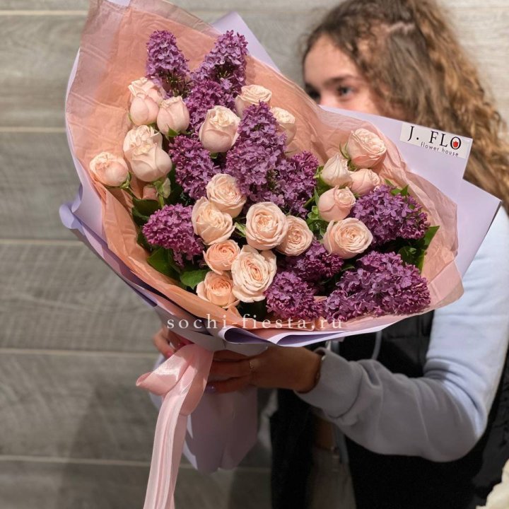 Букет "Лиловая весна" в Ижевске