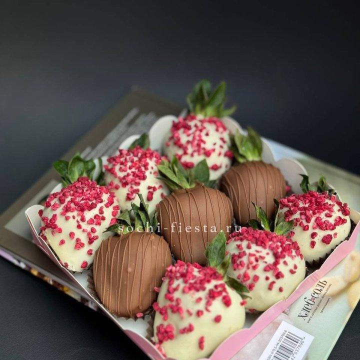 Клубника в шоколаде 9 ягод №2 в Ижевске