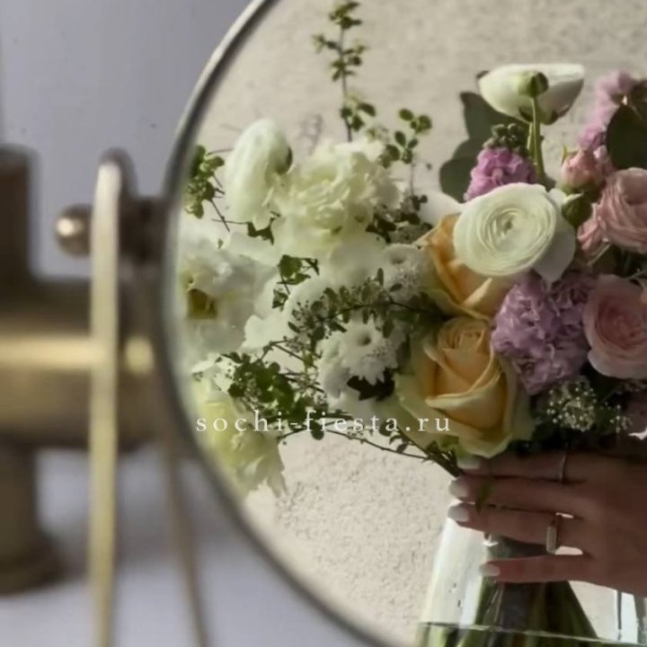 Цветочная подписка "Пакет средний" в Ижевске