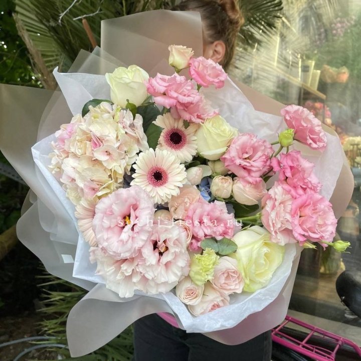 Дизайнерский букет "Лаундж пак" в Ижевске