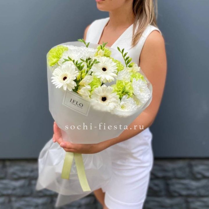 Букет "Джиржи фловерс" в Ижевске