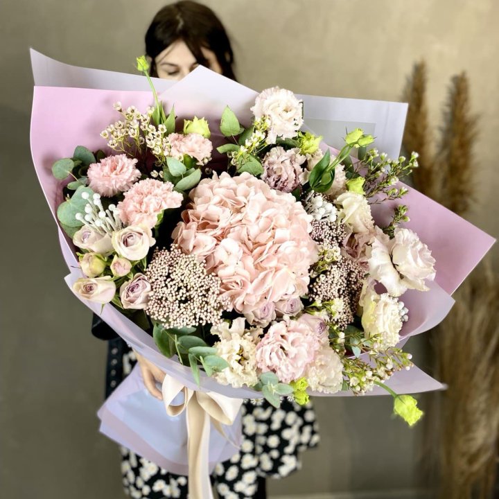 Дизайнерский букет "Трели кримс" в Ижевске