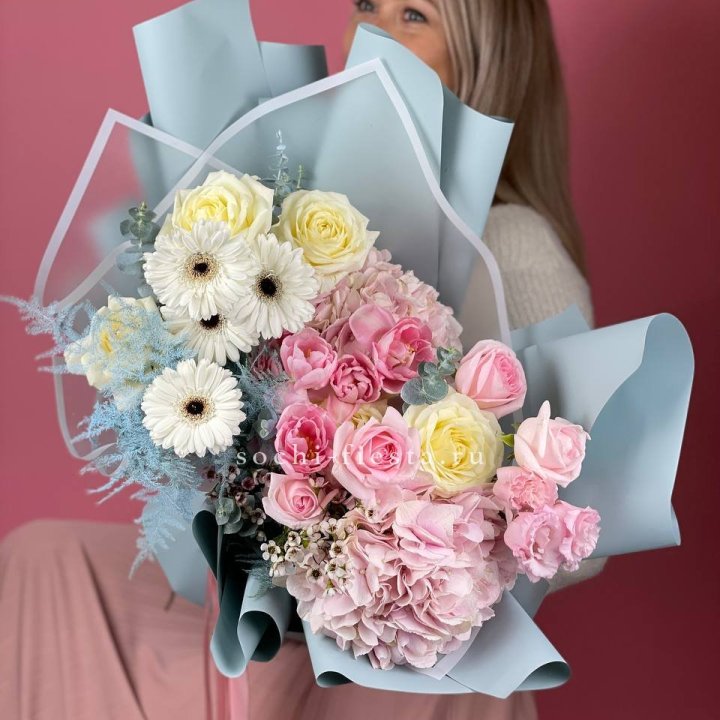 Дизайнерский букет "Адель" в Ижевске