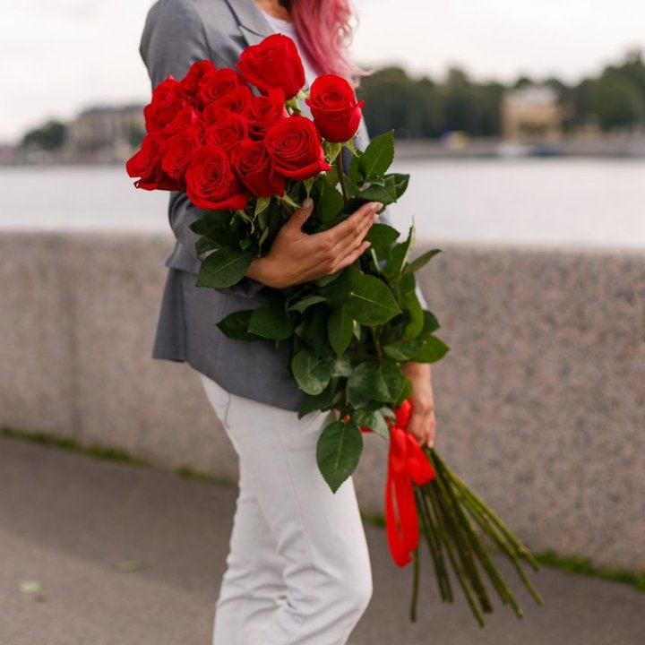 15 метровых голландских роз в Ижевске