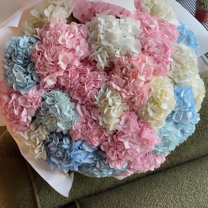 Букет гортензий микс в Ижевске