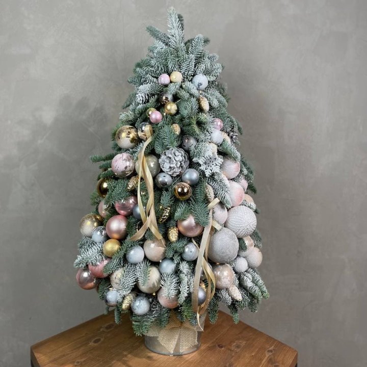 Новогодняя ёлка из веток датского нобилиса в Ижевске