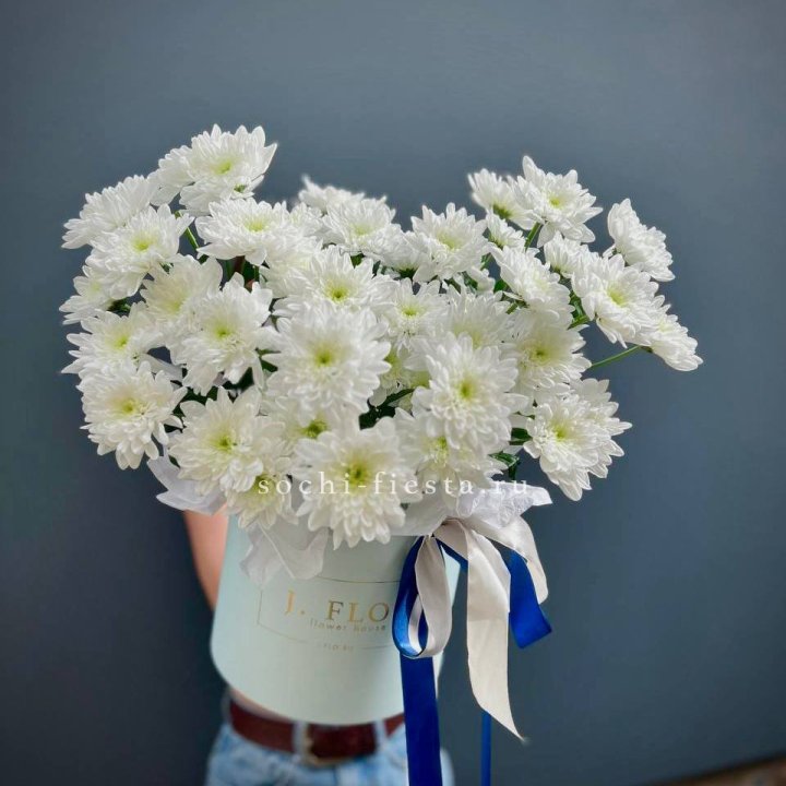 Коробка с хризантемами №3 в Ижевске