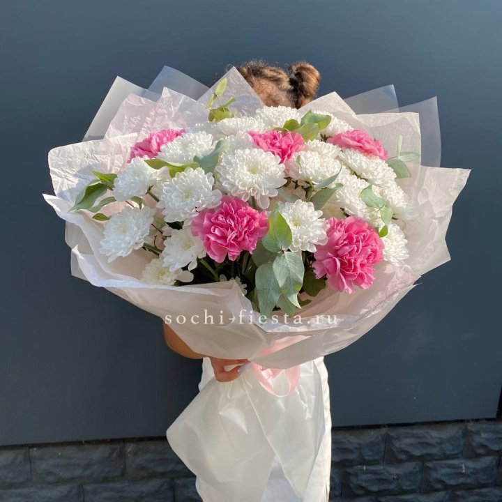  Букет  хризантем и диантусов "Воздушный" в Ижевске
