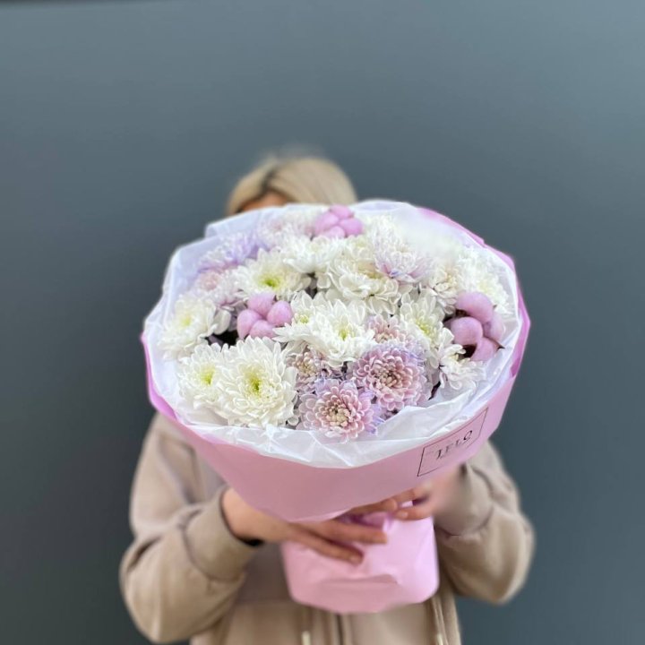 7 нежных хризантем в Ижевске