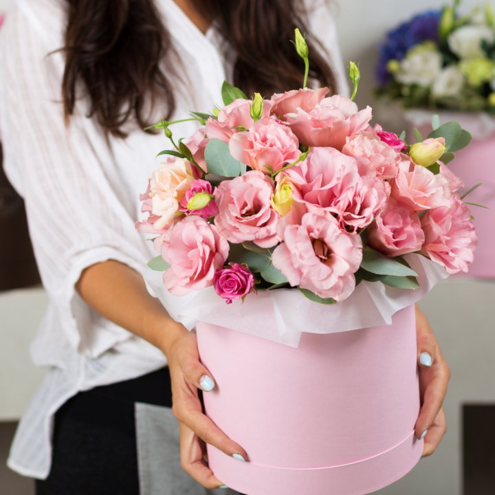 Эустома в шляпной коробке в Ижевске