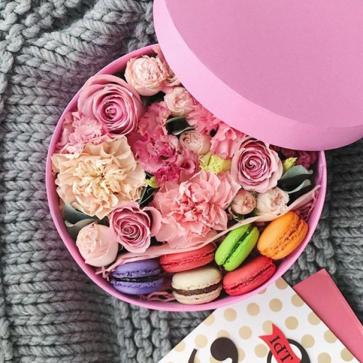 Цветочный бокс пинк в Ижевске