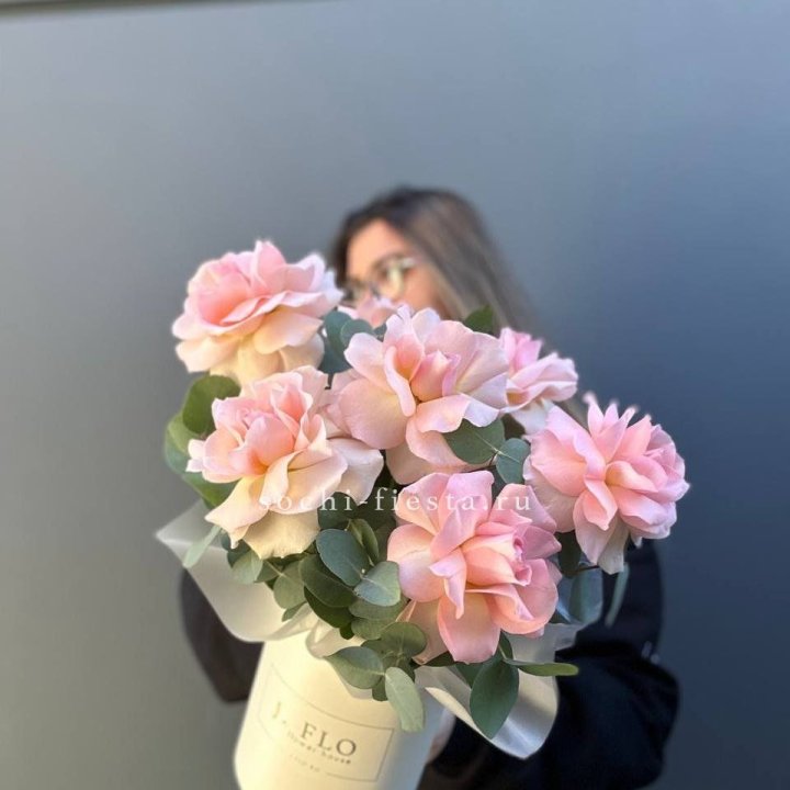 Французские роз в боксе в Ижевске