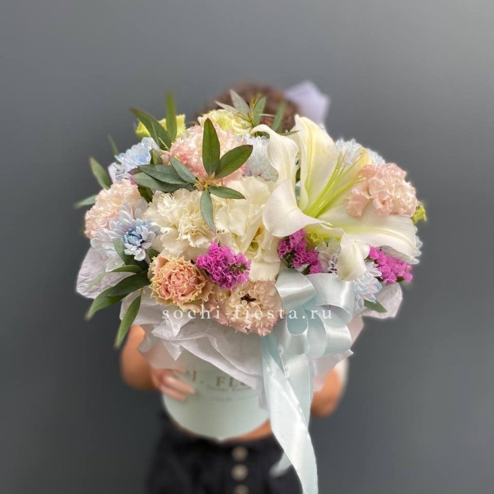 Дизайнерский цилиндр "Лилия" в Ижевске