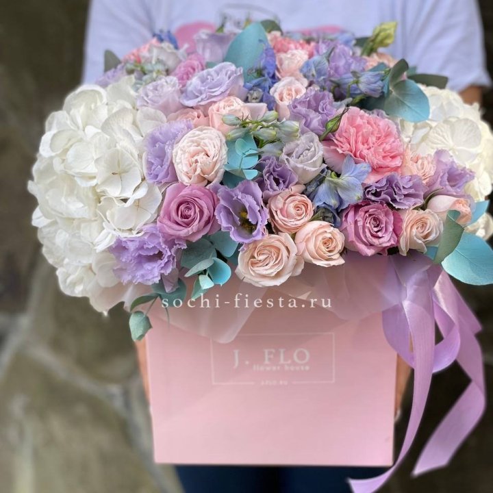 Цветочный бокс макси каб в Ижевске