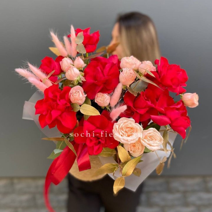 Джутовое кашпо "Любовь Лолиты" в Ижевске