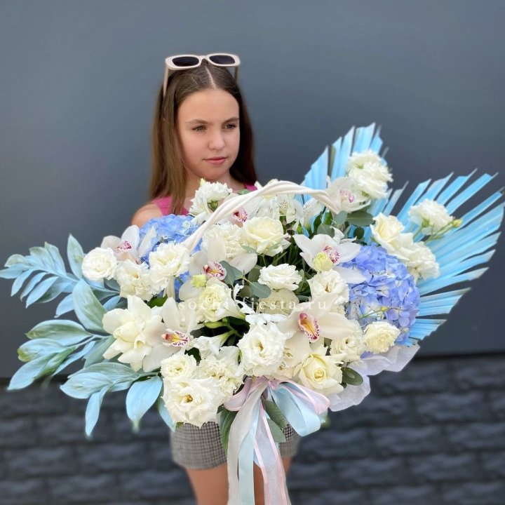 Цветочная корзина "Блю винч" в Ижевске