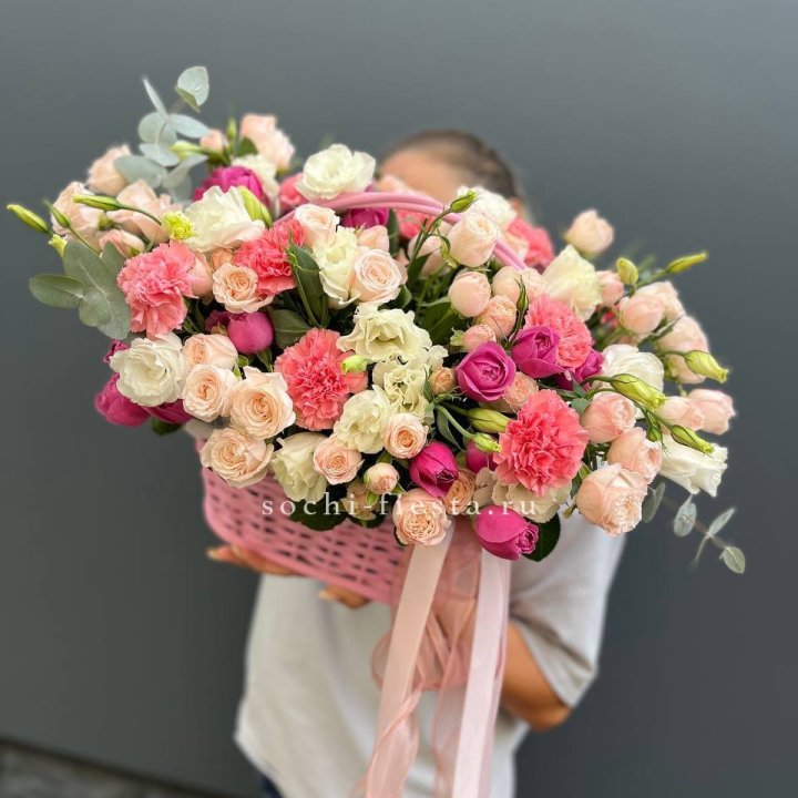 Цветочная корзина "Флоренция" в Ижевске