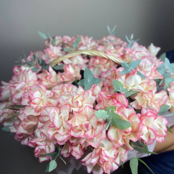 51 джумилия  в корзине   в Ижевске