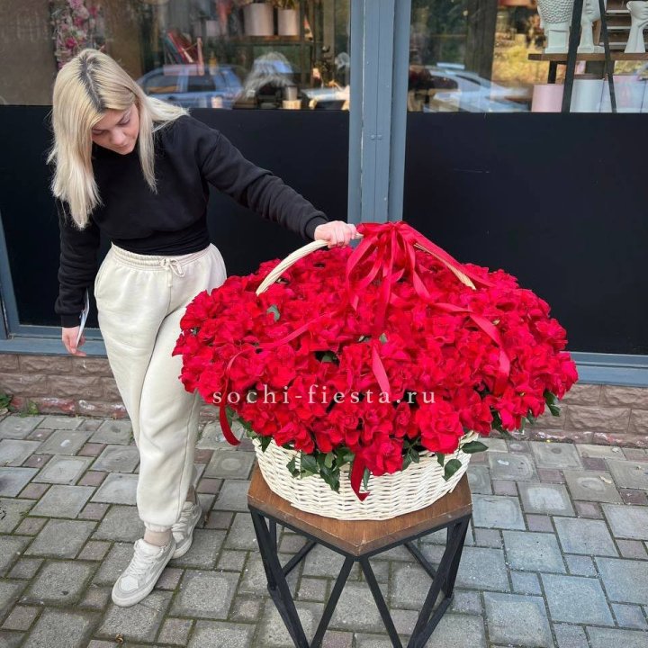 201 французская красная роза в Ижевске