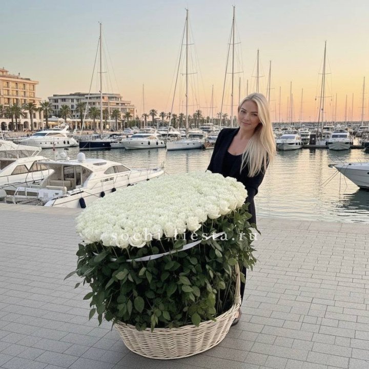 301 высокая роза в корзине в Ижевске