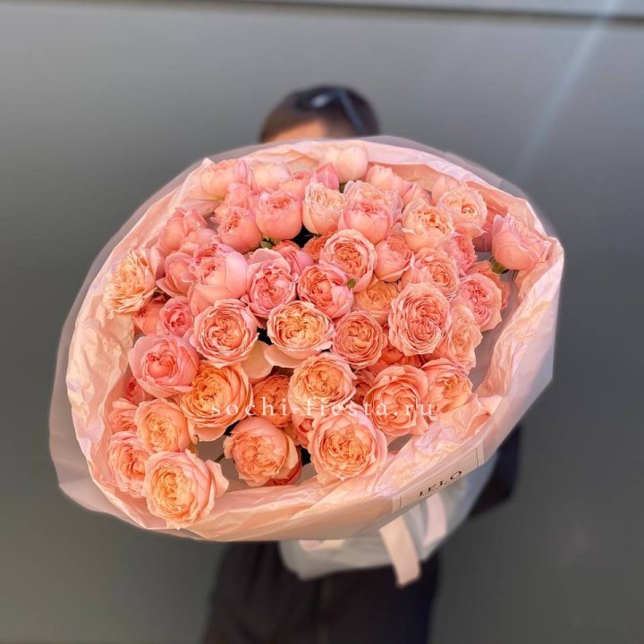 Букет из 21 пионовидной розы Джульетта в Ижевске