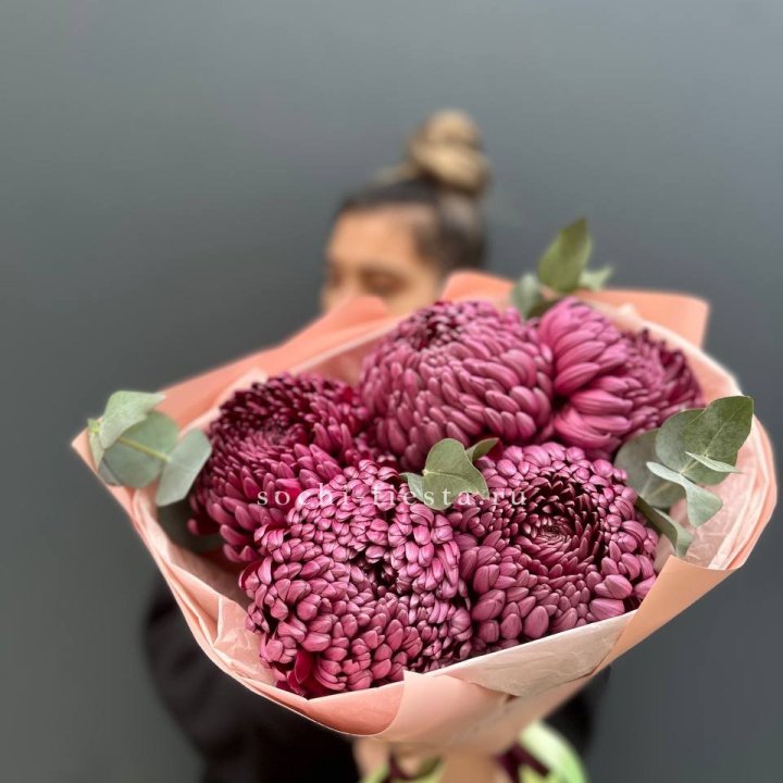 Хризантемы  Бигуди  в Ижевске