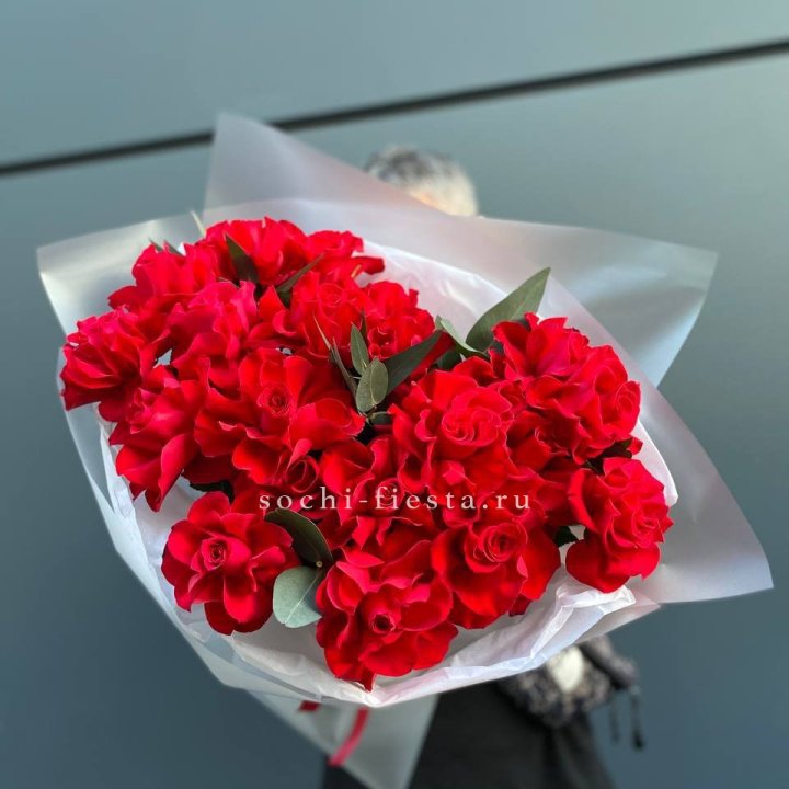 21 Красная французская роза в Ижевске