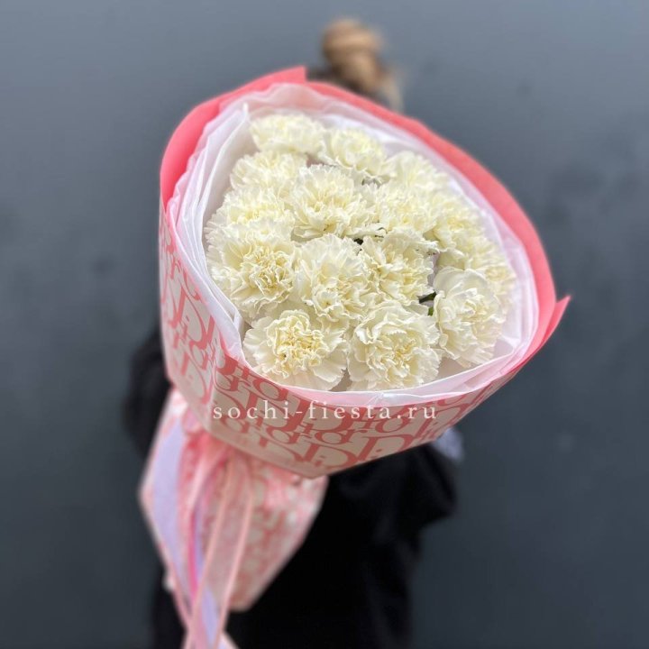 Белые диантусы №2 в Ижевске