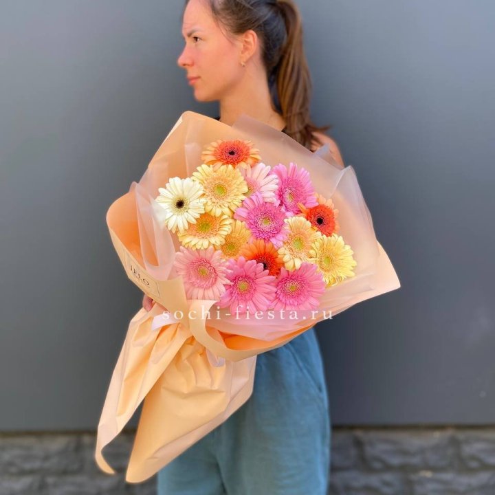 Букет разноцветных гербер в Ижевске