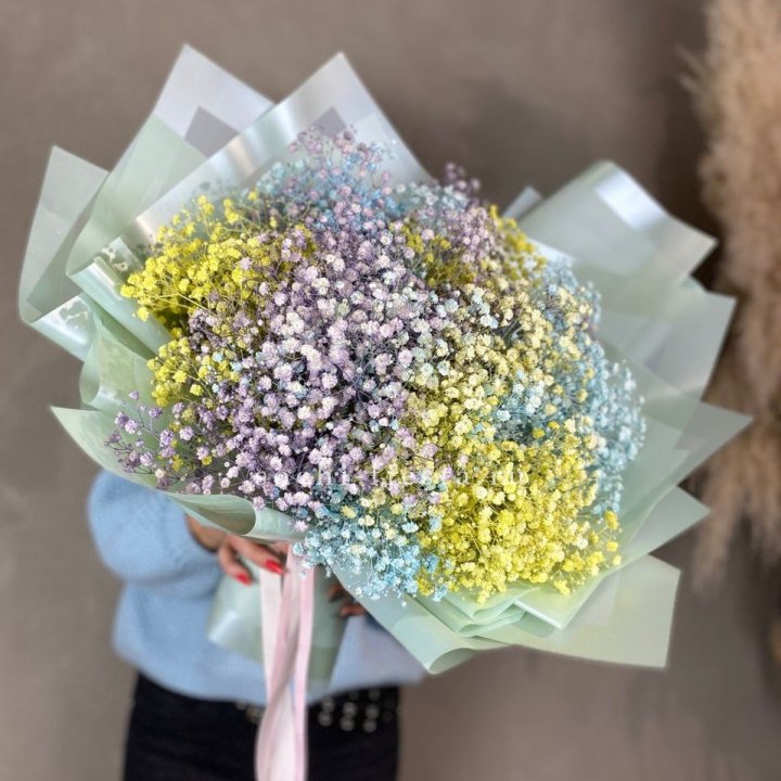 Букет радужных гипсофил в Ижевске