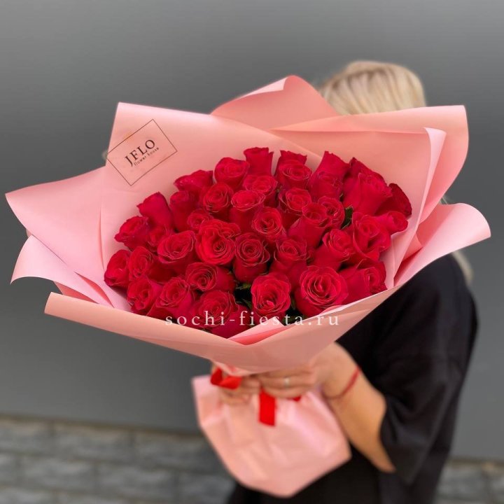 35 красных роз в Ижевске