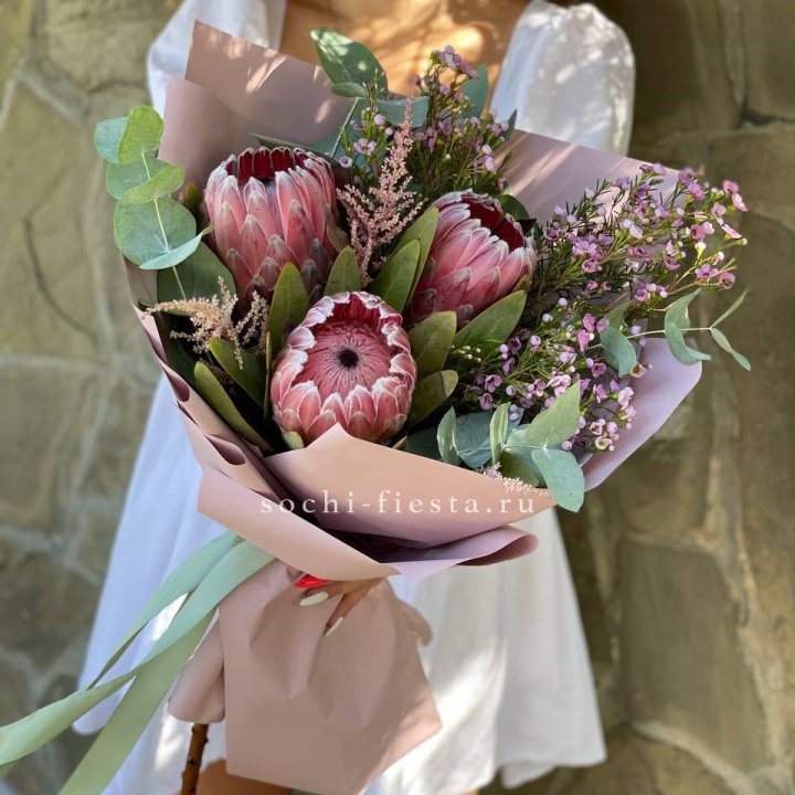 Букет из протеи "Клеопатра"  в Ижевске