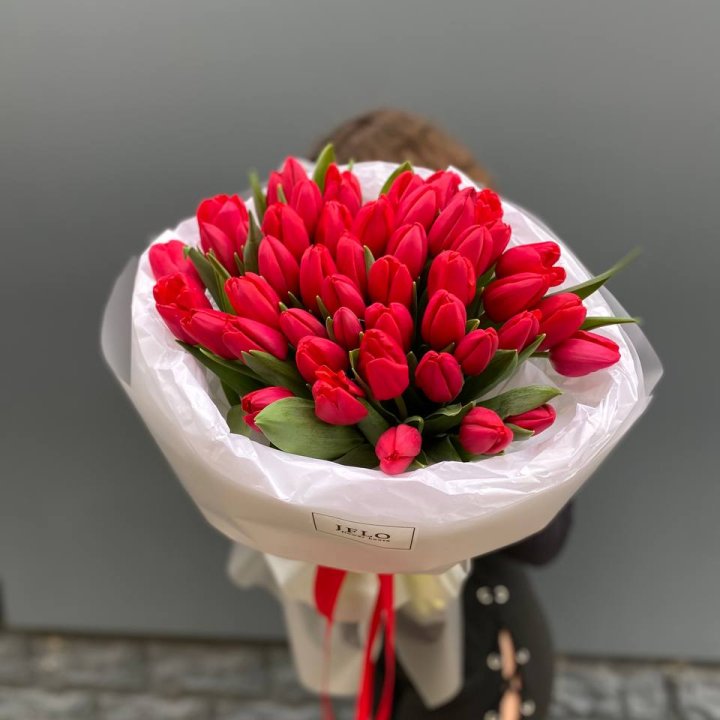 51 тюльпан "Любовь" в Ижевске