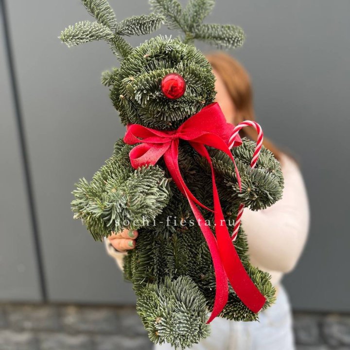 "Олень" из нобилиса в Ижевске