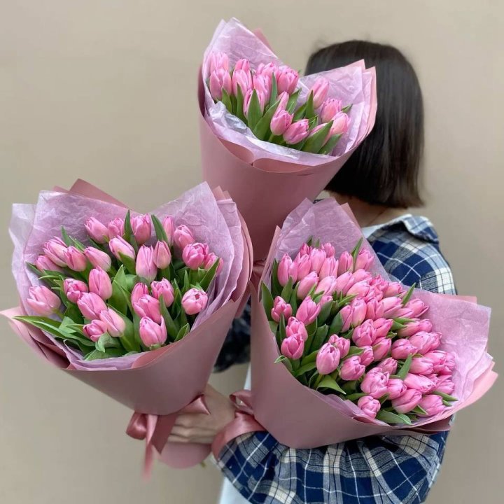 Букет розовых тюльпанов в Ижевске