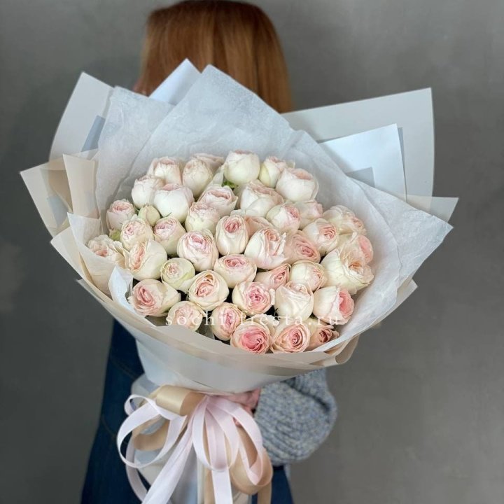 Букет пионовидных роз Пур лав в Ижевске