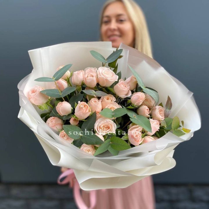 Букет кустовых роз "Фреш" в Ижевске