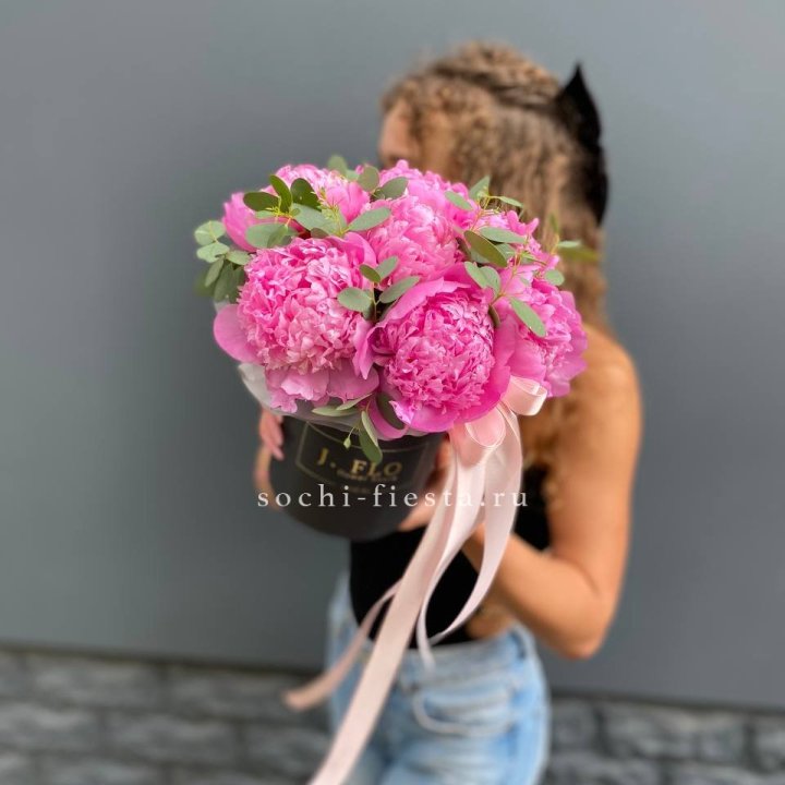 Дизайнерский цилиндр "Фломени" в Ижевске