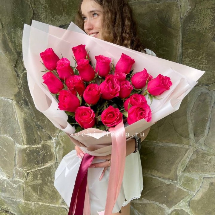 19 алых роз в Ижевске