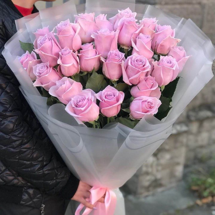 25 высоких розовых роз в Ижевске