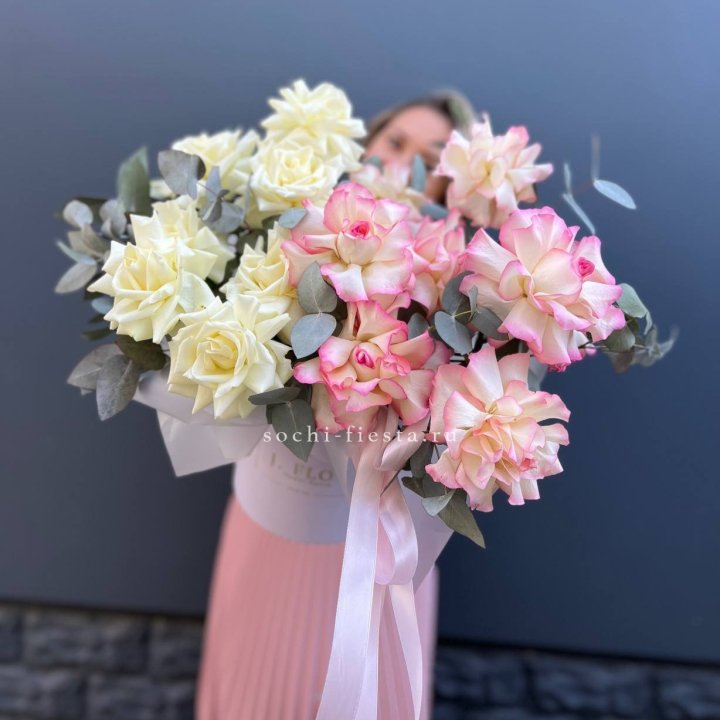 15 Французских роз в боксе в Ижевске