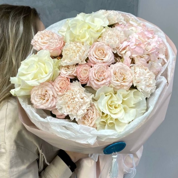 Дизайнерский букет "Джентел" в Ижевске