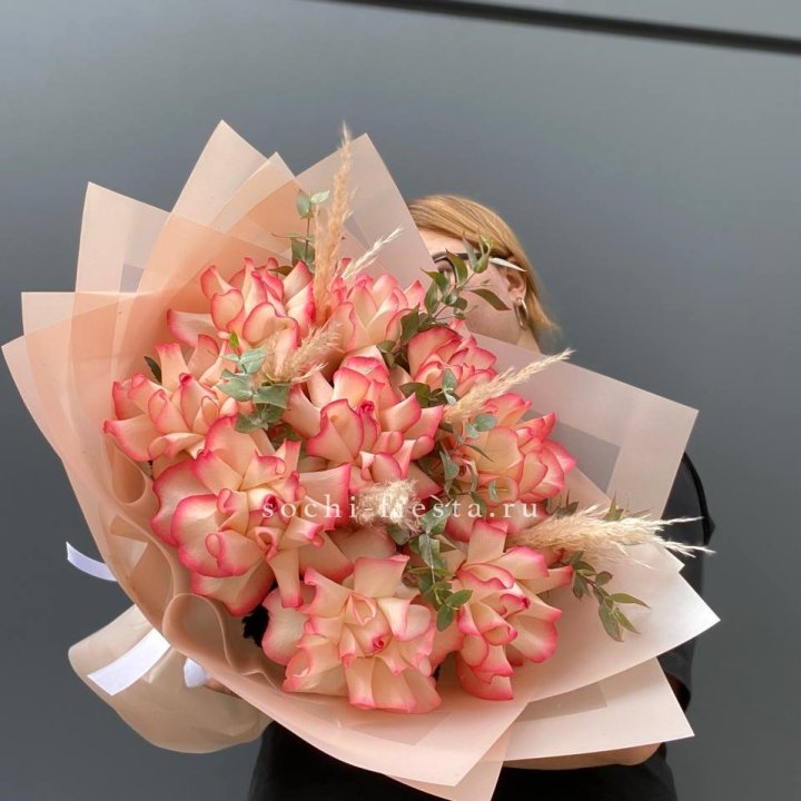 9 Французских роз Джумилия  в Ижевске