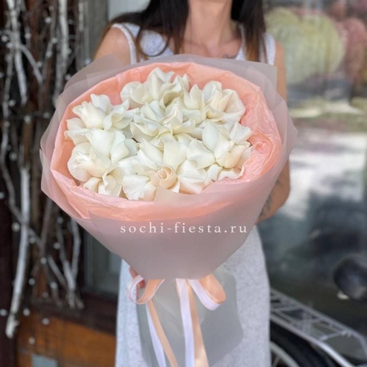 7 Белых французских роз в Ижевске